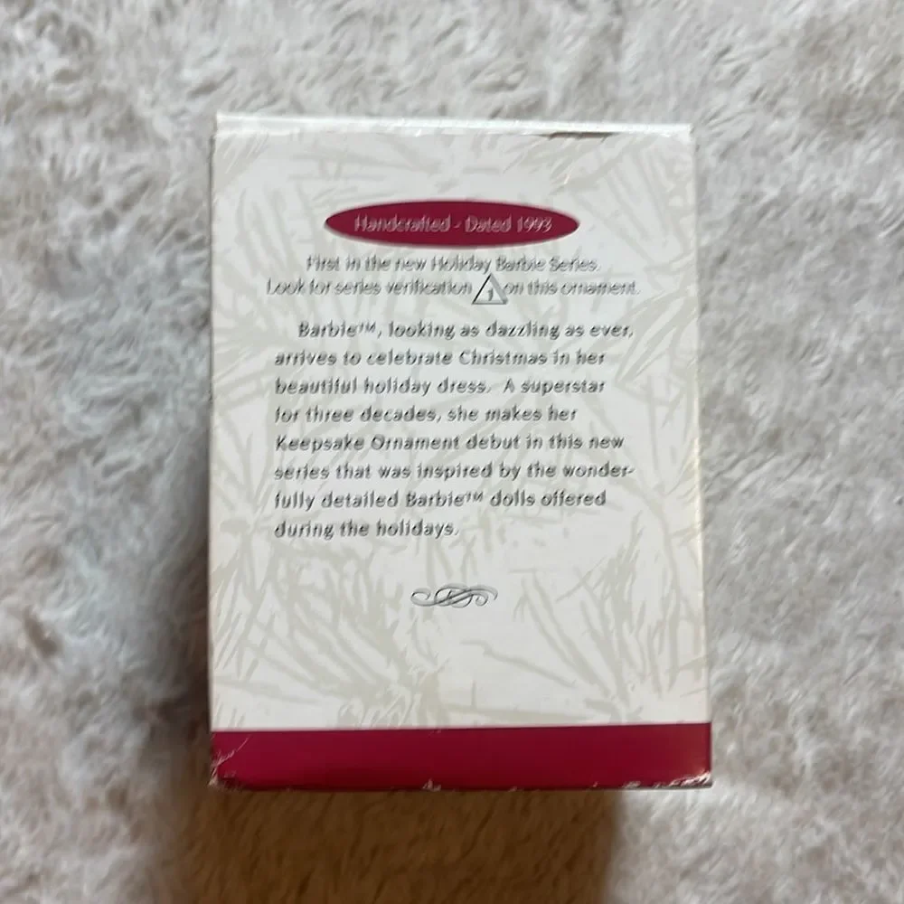 Barbie Collector's Series Red Ornament 1993 - Picture 3 of 5